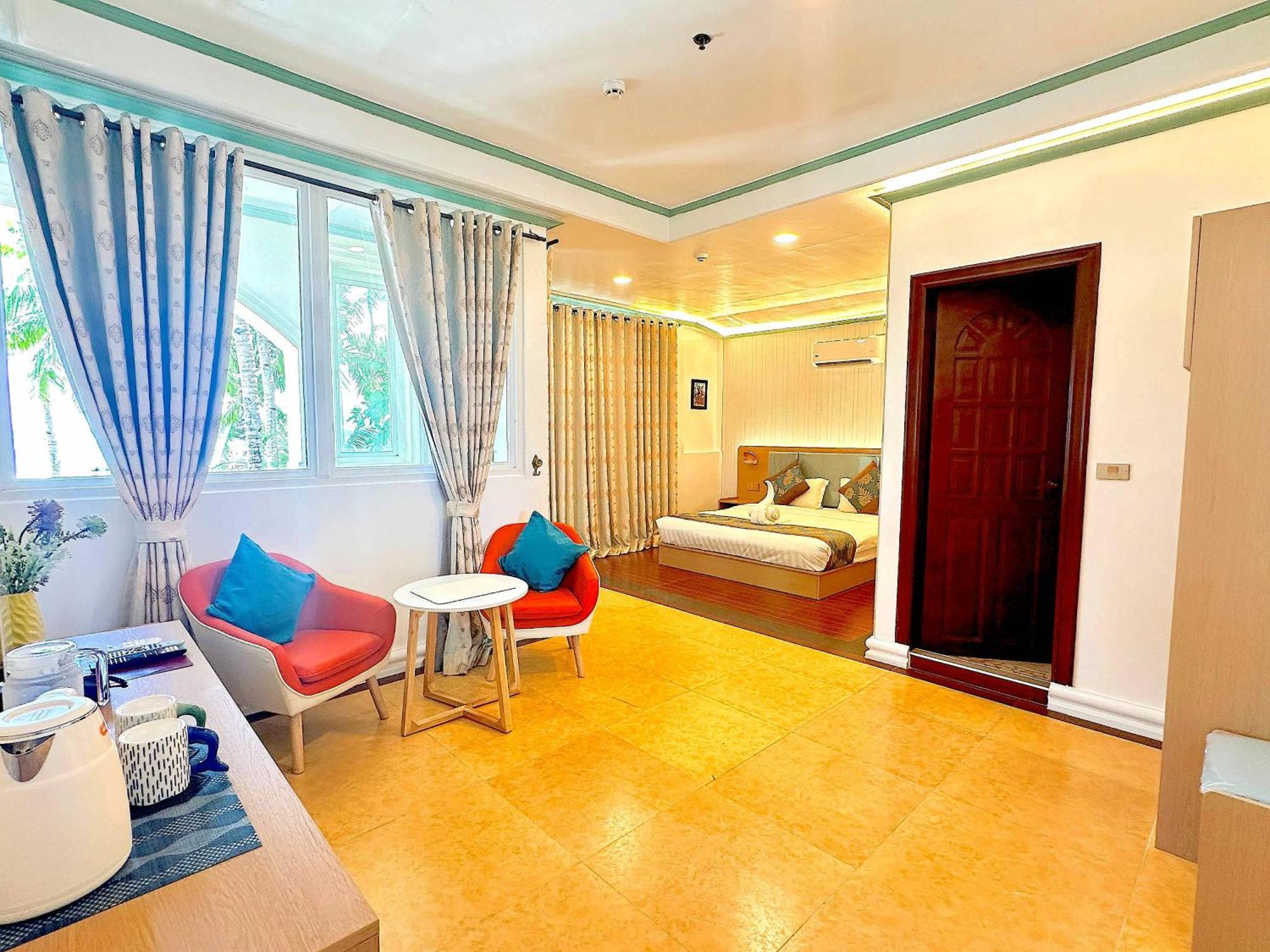 Royal Park Resort Boracay Balabag  Exterior photo